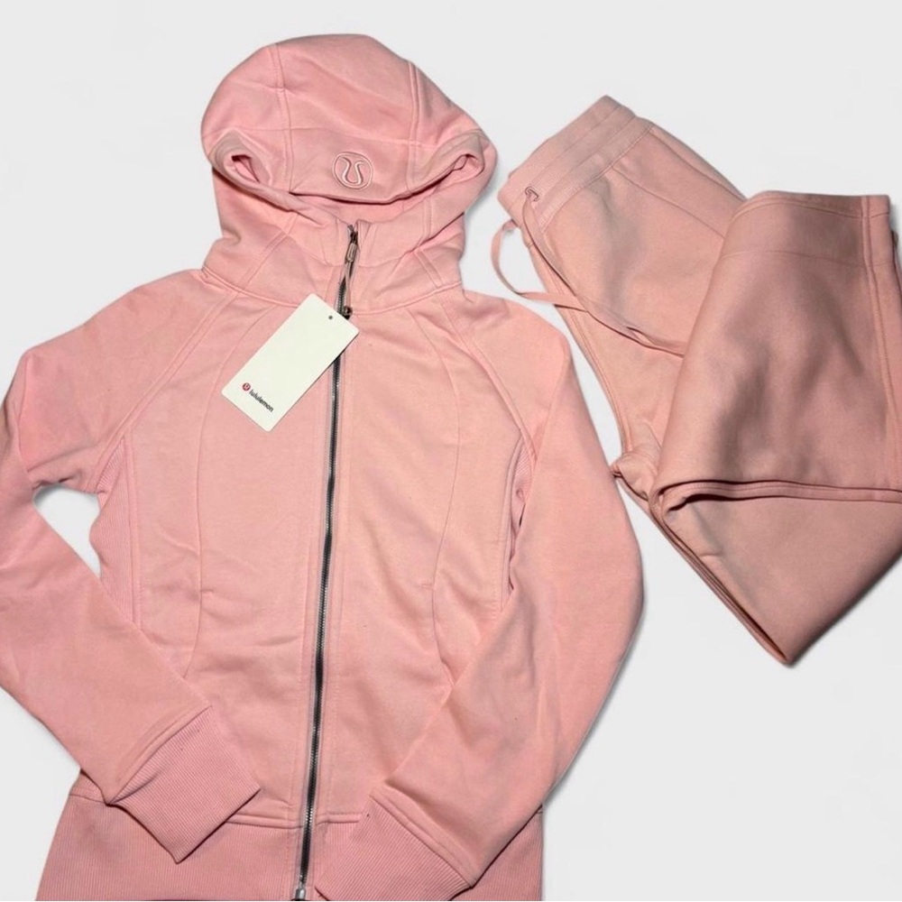 lululemon set scuba style